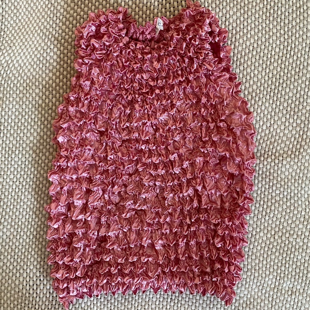 Pink scrunch tank